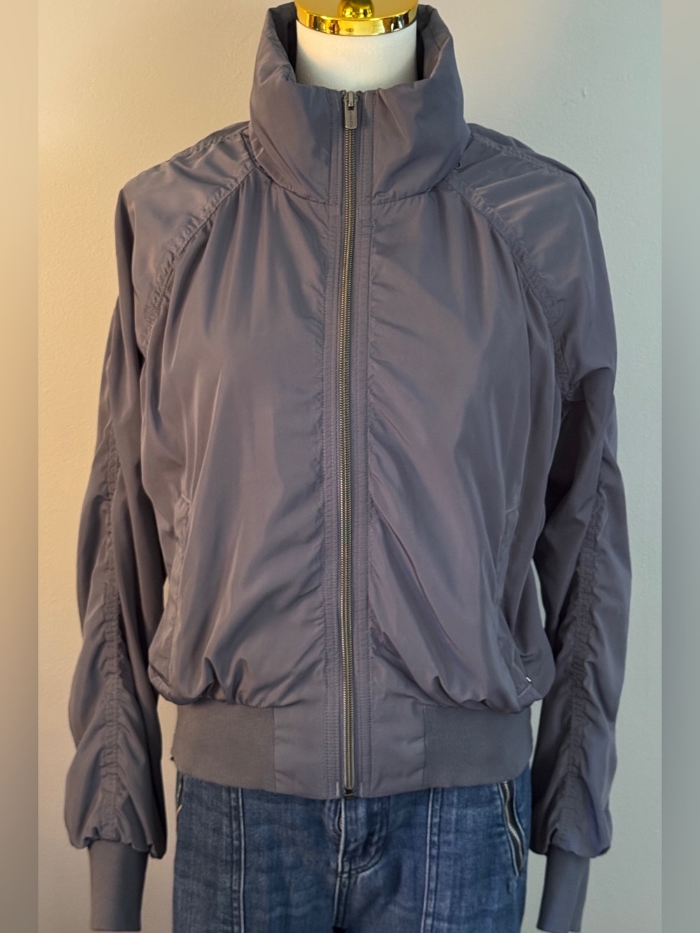 Athleta Jetset Bomber Jacket Slate Gray XS Water Repellent Hidden Hood